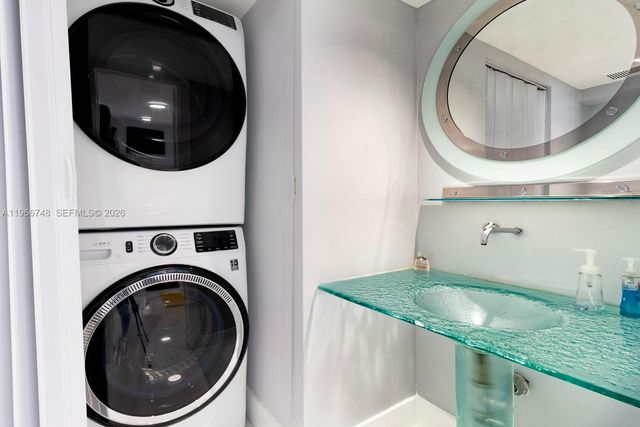 6767 Collins Ave 1903, Miami Beach, FL 33141