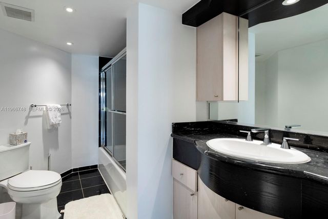 6767 Collins Ave 1903, Miami Beach, FL 33141