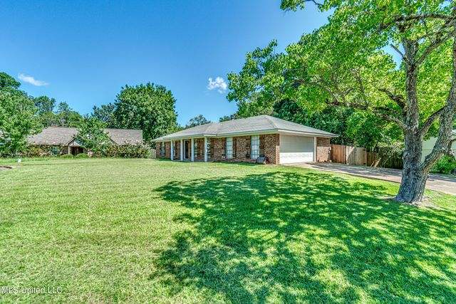 348 Durham Court, Brandon, MS 39047