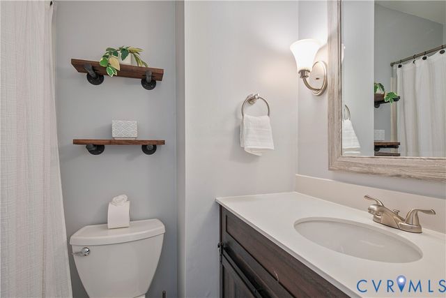 34 Brandywine Ct, Colonial Heights, VA 23834