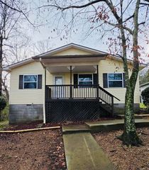 112 Newton St, Hot Springs, AR 71901