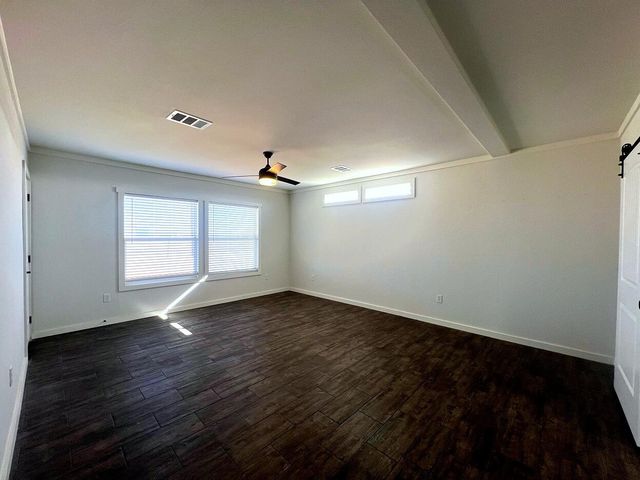 3168 I-27, Abernathy, TX 79311