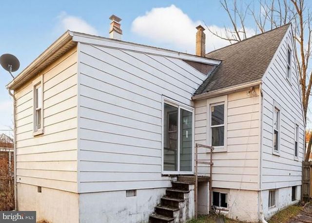 7430 SCHOOL LN, Dundalk, MD 21222