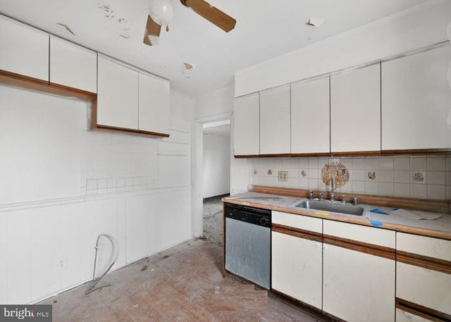 7430 SCHOOL LN, Dundalk, MD 21222