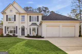 2015 Darien Park Drive, Roswell, GA 30076
