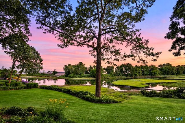 11 Beachside Common, Westport, CT 06880