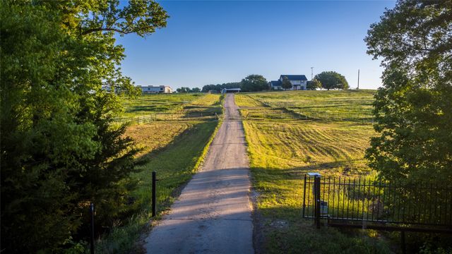 938 County Road 1655, Mt Pleasant, TX 75455