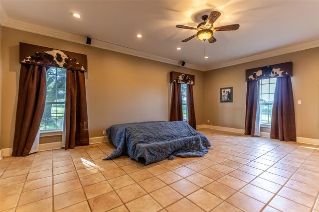 938 County Road 1655, Mt Pleasant, TX 75455