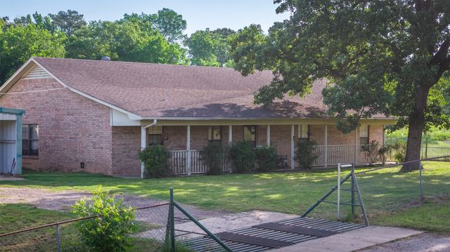 938 County Road 1655, Mt Pleasant, TX 75455