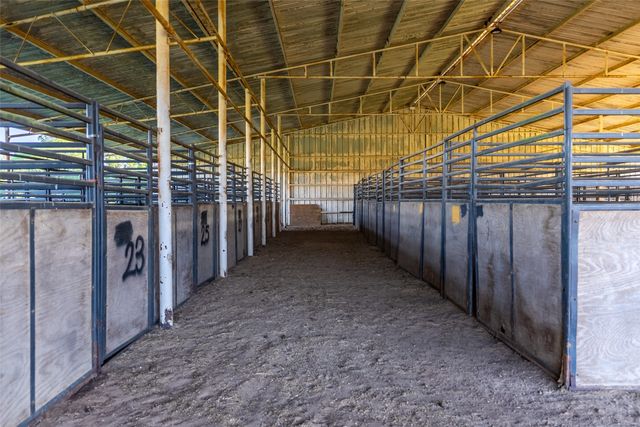 938 County Road 1655, Mt Pleasant, TX 75455