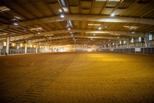 938 County Road 1655, Mt Pleasant, TX 75455