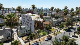 226 N Catalina Street, Los Angeles, CA 90004