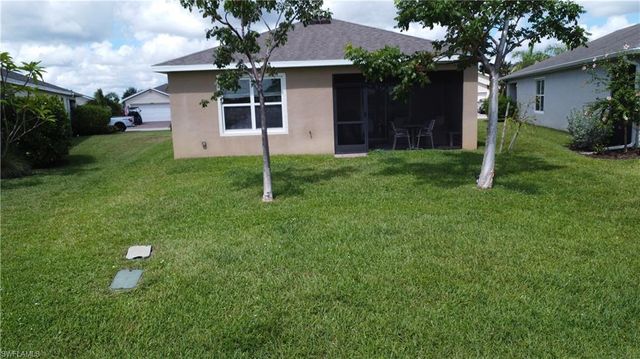 18524 Cronin Sand LN, North Fort Myers, FL 33917