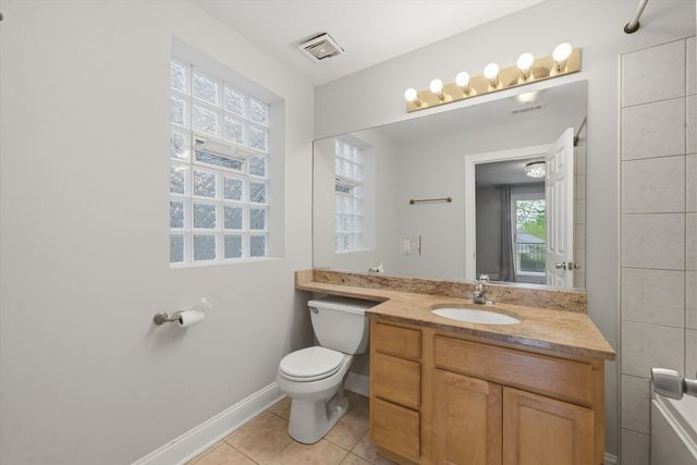 7501 W Irving Park Road 2, Chicago, IL 60634