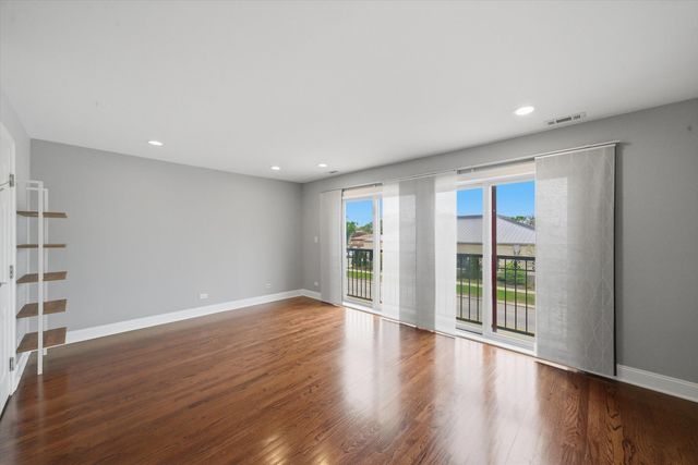 7501 W Irving Park Road 2, Chicago, IL 60634
