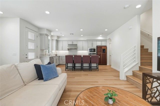 595 Cultivate, Irvine, CA 92618