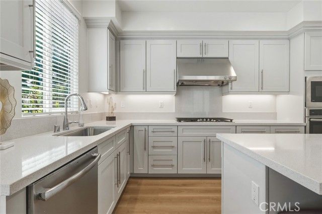 595 Cultivate, Irvine, CA 92618
