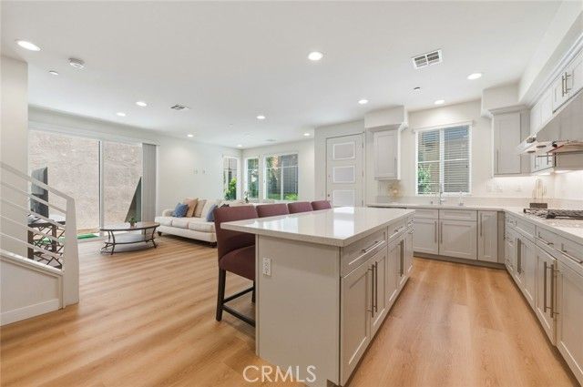 595 Cultivate, Irvine, CA 92618