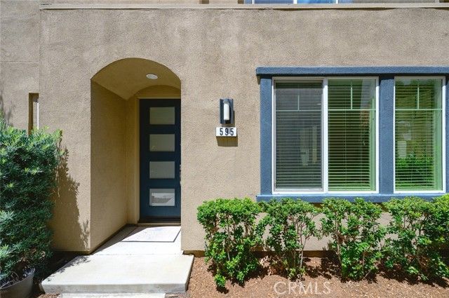 595 Cultivate, Irvine, CA 92618