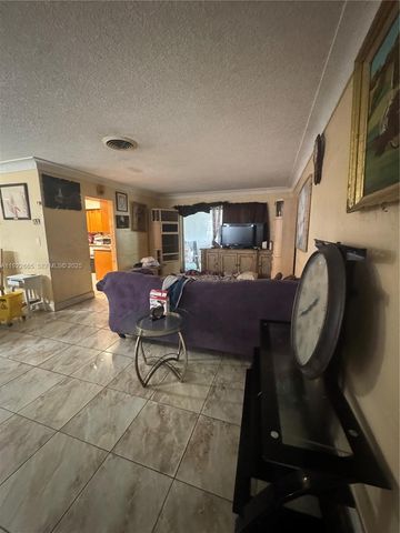 2231 NW 43rd Ter, Lauderhill, FL 33313