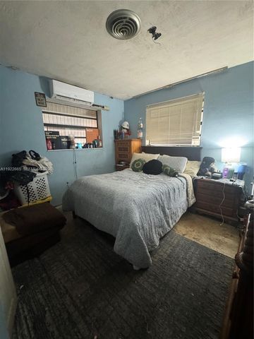 2231 NW 43rd Ter, Lauderhill, FL 33313