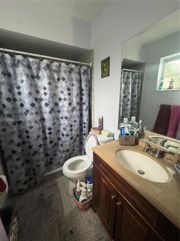 2231 NW 43rd Ter, Lauderhill, FL 33313