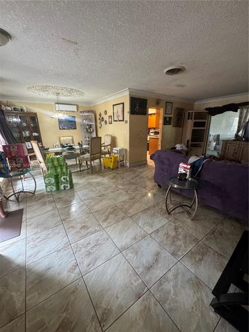 2231 NW 43rd Ter, Lauderhill, FL 33313