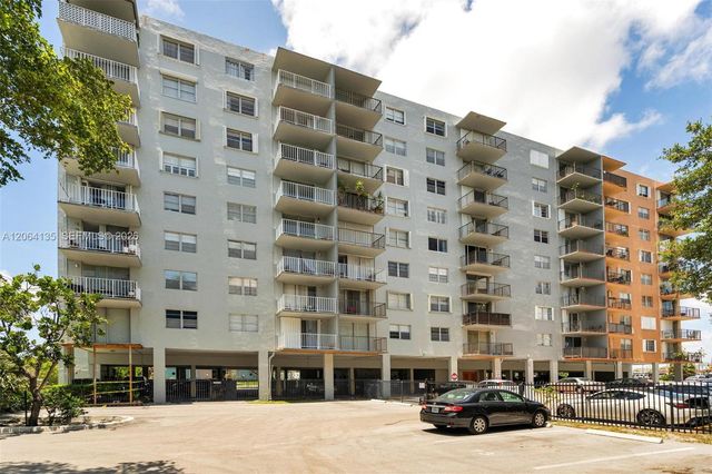 1465 NE 123rd St 416, North Miami, FL 33161