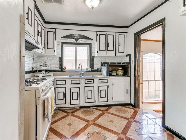 327 SE 46th Street, Oklahoma City, OK 73129