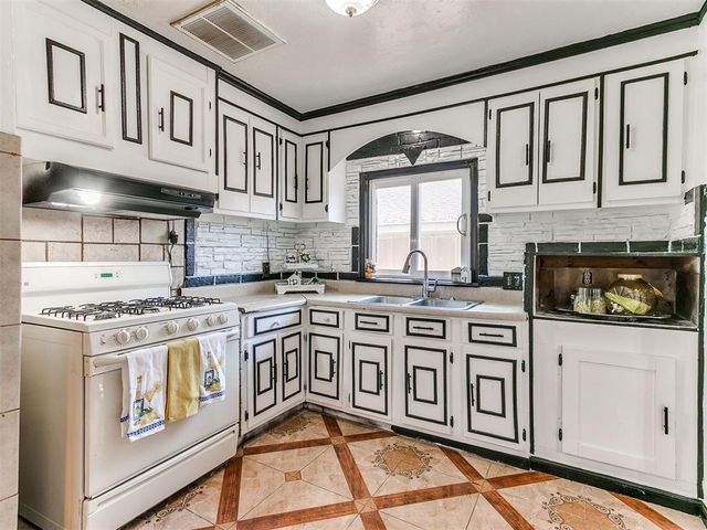 327 SE 46th Street, Oklahoma City, OK 73129