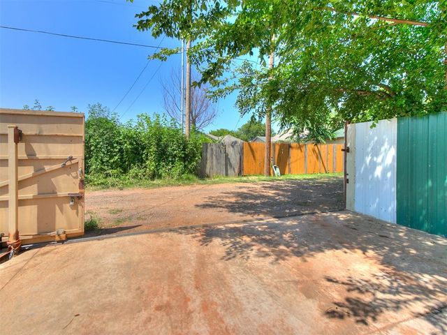 327 SE 46th Street, Oklahoma City, OK 73129