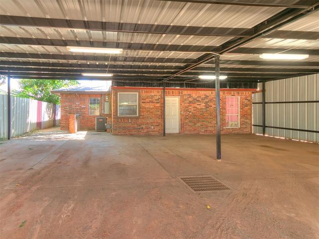 327 SE 46th Street, Oklahoma City, OK 73129