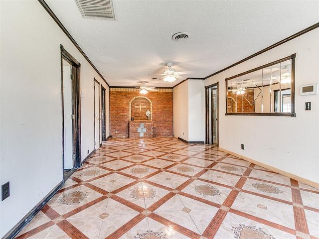 327 SE 46th Street, Oklahoma City, OK 73129