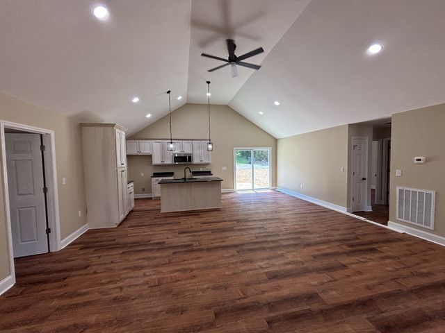 226 Lanier Private Ln, Pulaski, TN 38478