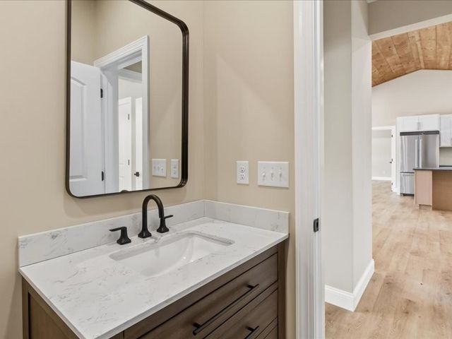 1461 Little Swan Creek, Hohenwald, TN 38462