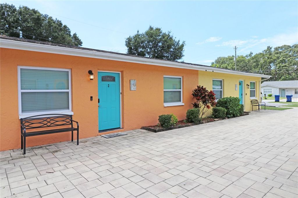 1635 GLADYS STREET 2, Largo, FL 33774