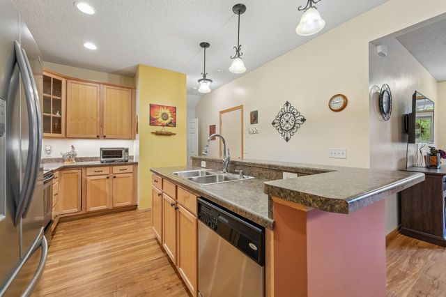 15588 Emerald Drive N 6, Hugo, MN 55038