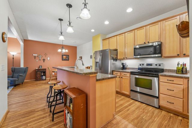 15588 Emerald Drive N 6, Hugo, MN 55038