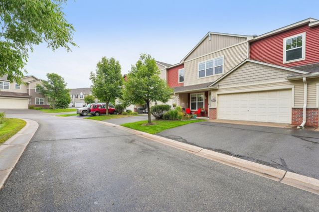 15588 Emerald Drive N 6, Hugo, MN 55038