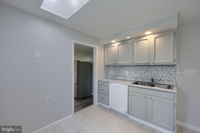 44 N LOCUST ST, Palmyra, PA 17078
