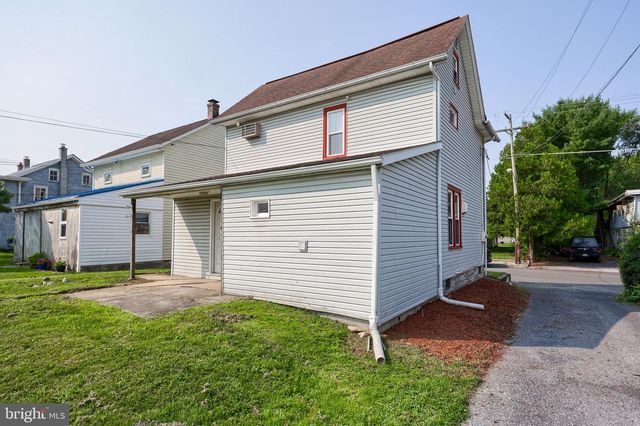 44 N LOCUST ST, Palmyra, PA 17078