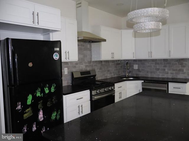 6037 SPRUCE ST, Philadelphia, PA 19139