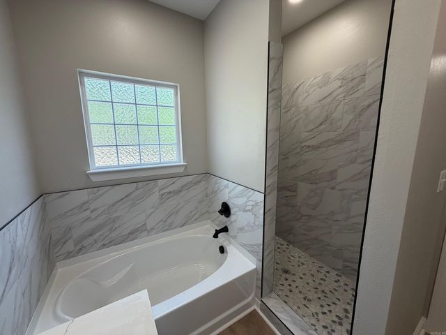 36 Deer Creek Drive, Sherwood, AR 72120