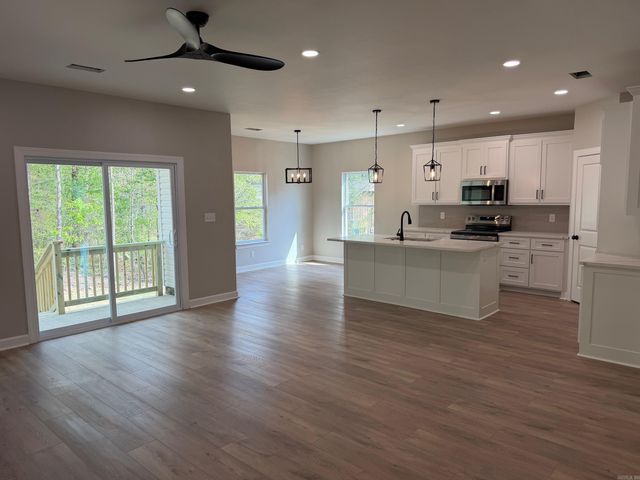 36 Deer Creek Drive, Sherwood, AR 72120