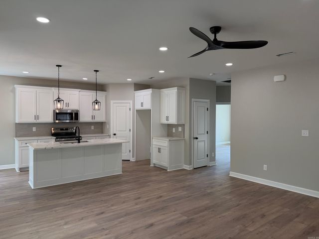 36 Deer Creek Drive, Sherwood, AR 72120