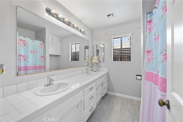 7116 Jolynn Street, Bakersfield, CA 93308