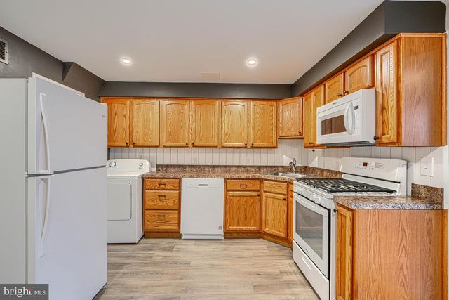 2044 LARKHALL RD, Dundalk, MD 21222
