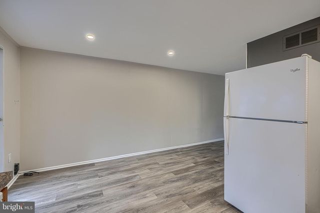 2044 LARKHALL RD, Dundalk, MD 21222