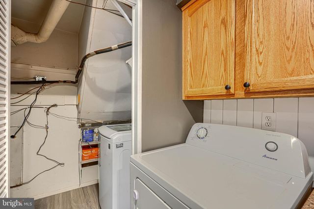 2044 LARKHALL RD, Dundalk, MD 21222