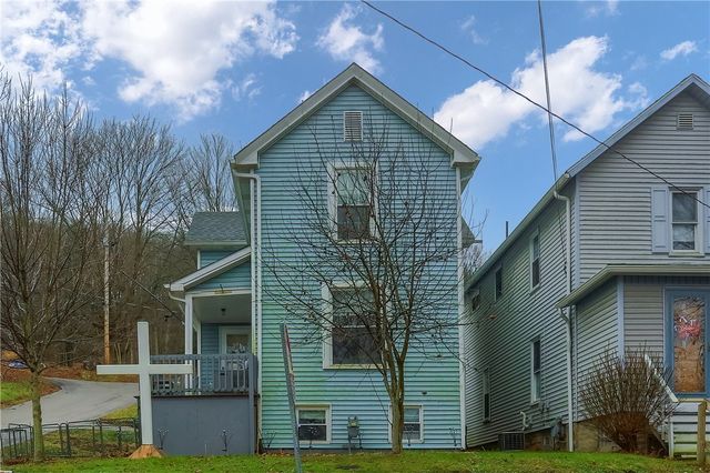501 Summit Ave, Ellwood City, PA 16117